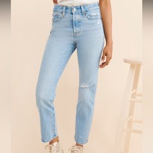 Levi’s Wedgie Straight Jean